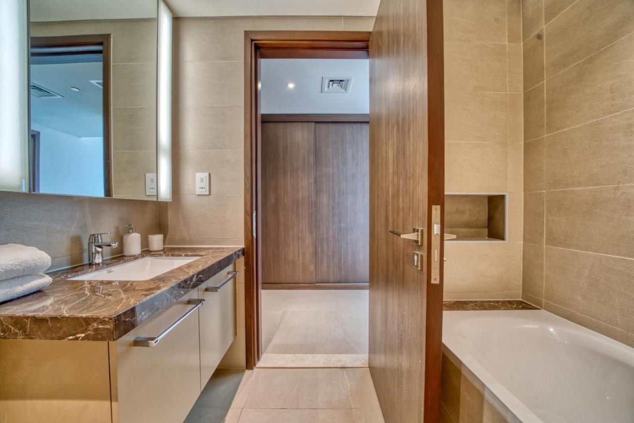 Boho-Chic Cosy 1Br, Minutes To Burj Khalifa Apartment Dubai Luaran gambar