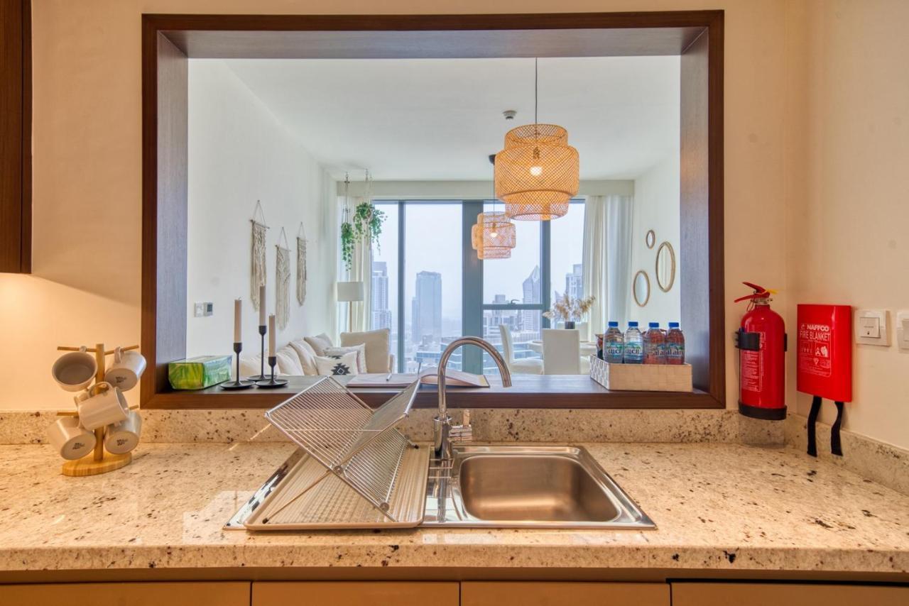 Boho-Chic Cosy 1Br, Minutes To Burj Khalifa Apartment Dubai Luaran gambar
