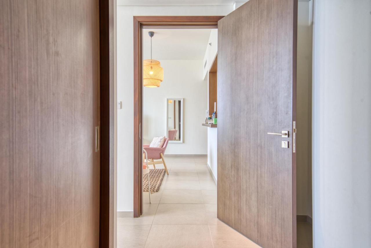 Boho-Chic Cosy 1Br, Minutes To Burj Khalifa Apartment Dubai Luaran gambar