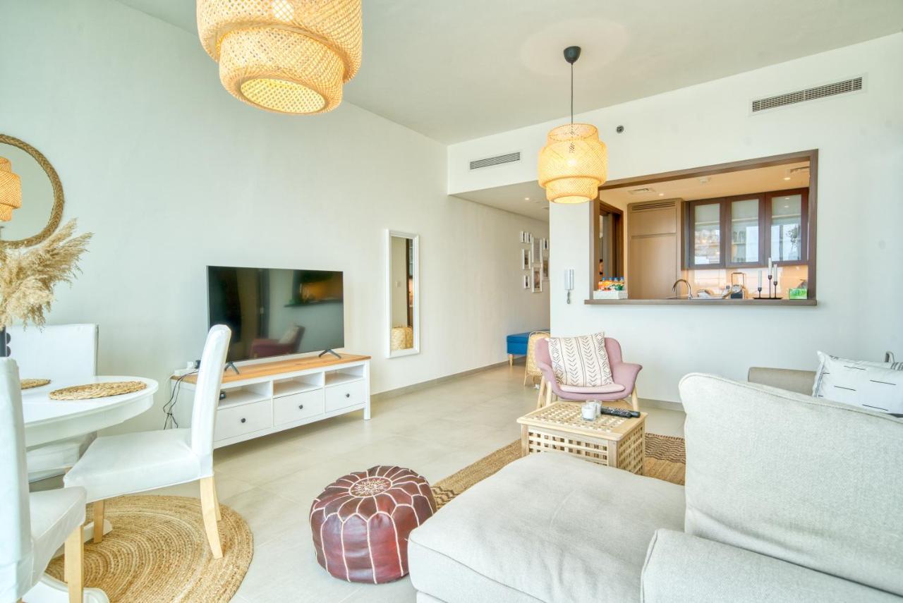 Boho-Chic Cosy 1Br, Minutes To Burj Khalifa Apartment Dubai Luaran gambar